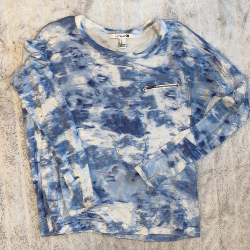 Forever 21 long sleeve - Picture 1 of 4